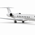 Gulfstream G800 — белый бизнес-джет, нос направлен вправо