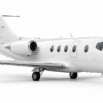 Hawker 400XP — белый бизнес-джет, нос направлен вправо