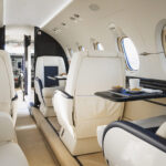 Hawker 850XP — передняя часть салона