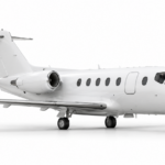Nextant 400XTi — белый самолёт, нос направлен вправо